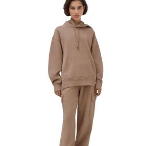 Aritzia TNA Cozy Fleece Boyfriend Hoodie Medium